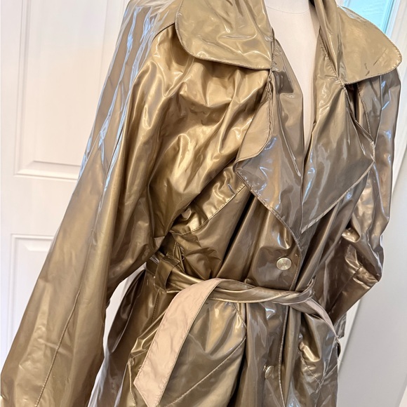 Vintage Gold metallic wippette rain coat size large - Picture 2 of 5